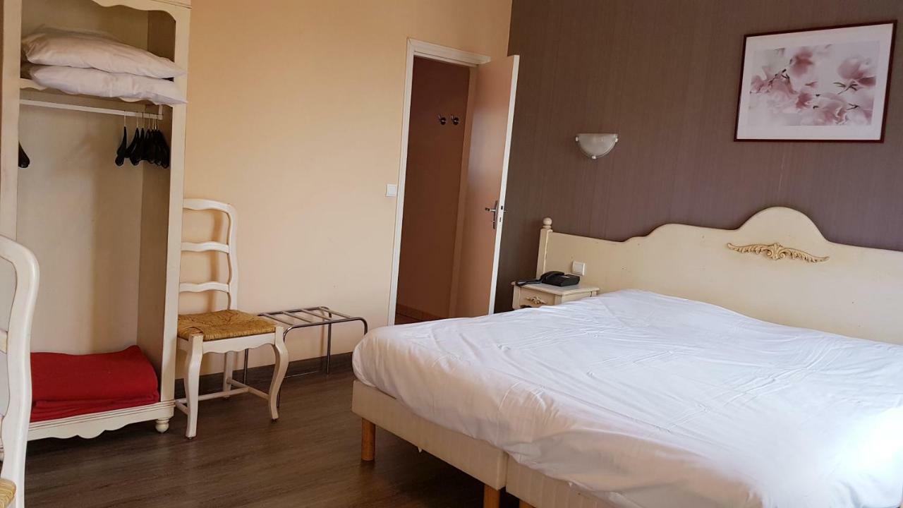 Hotel Au Lion D'Or Nogent-le-Rotrou Exteriér fotografie