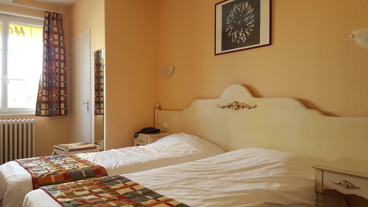 Hotel Au Lion D'Or Nogent-le-Rotrou Pokoj fotografie